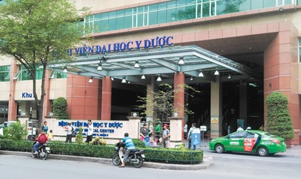 Khoa Tạo hình thẩm mỹ -chăm sóc da- Bệnh viện Đại học Y Dược Thành phố Hồ Chí Minh